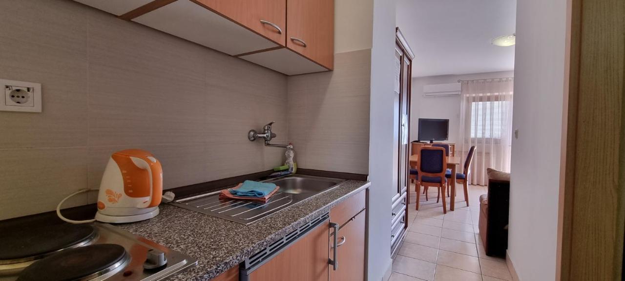 Sand Beach Apartment Idila Medulin Exterior photo